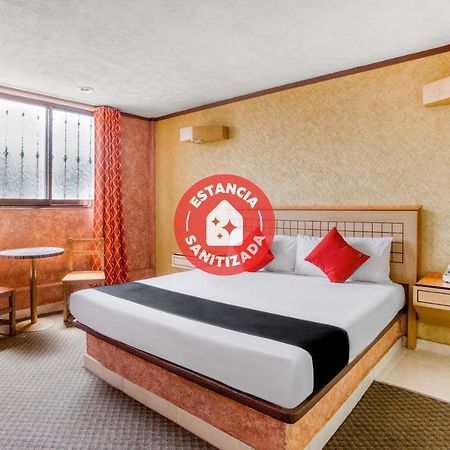 Capital O Hotel Valencia 푸에블라 외부 사진