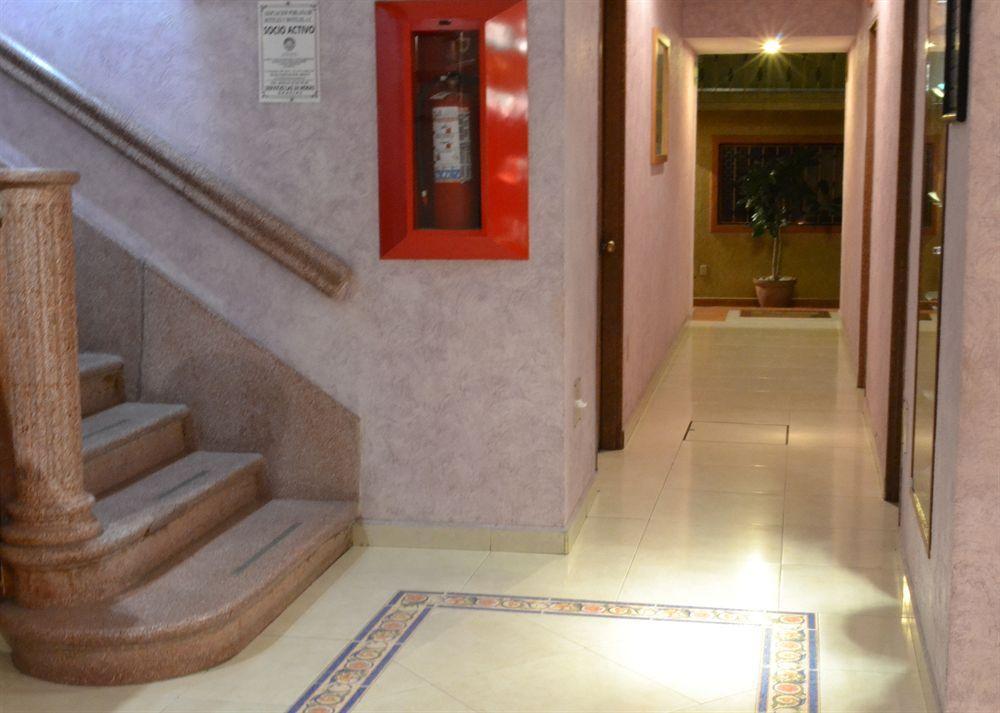 Capital O Hotel Valencia 푸에블라 외부 사진