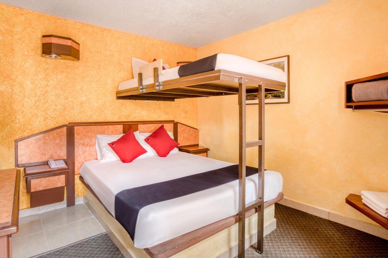 Capital O Hotel Valencia 푸에블라 외부 사진
